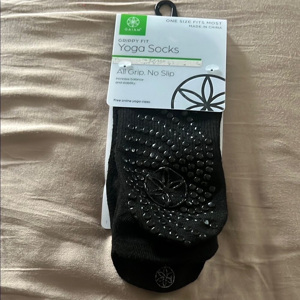 GAIAM Black Grippy Yoga Socks
